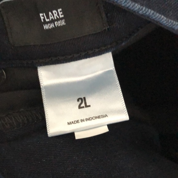 Express High Waisted Super Soft Dark Wash Flare Jeans - Picture 2 of 5